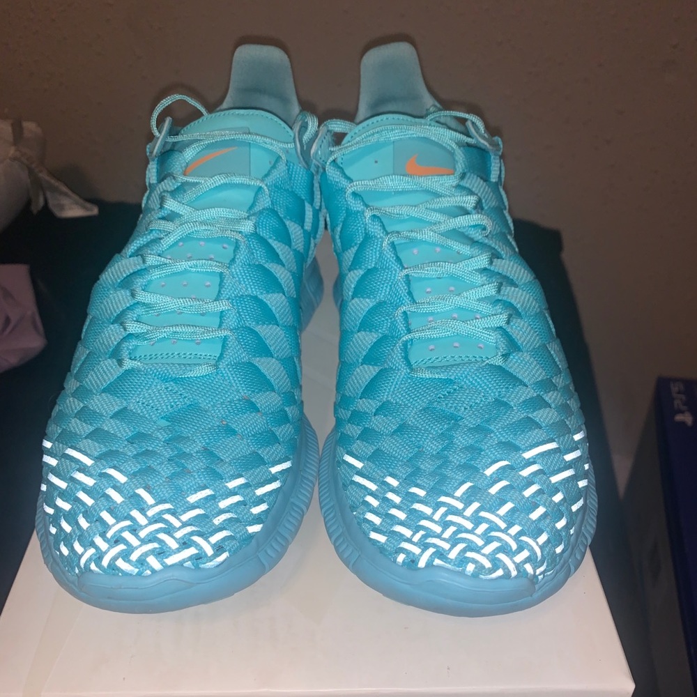 Nike inneva woven aqua sz9